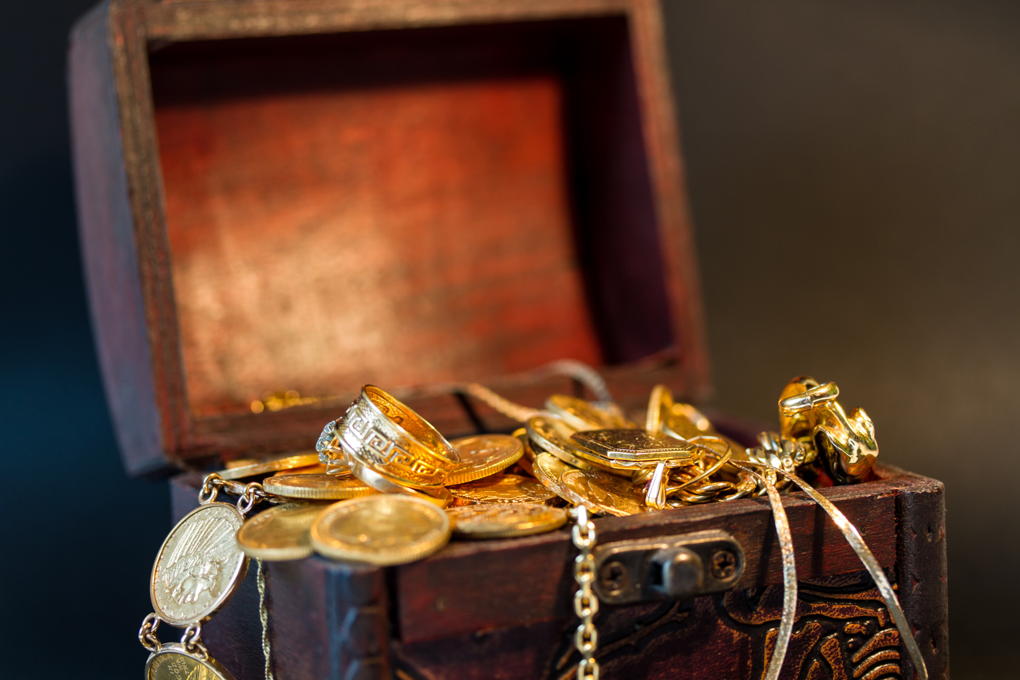 conviene vendere oro usato online
